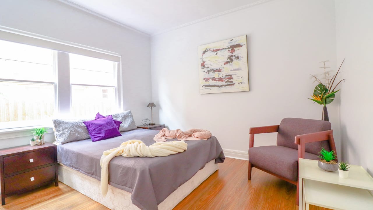 Whole property with 2 rooms for rent