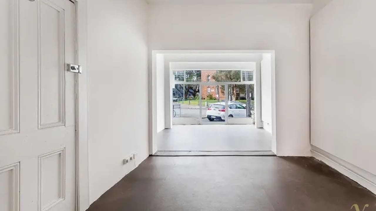 Whole property with 6 rooms for rent