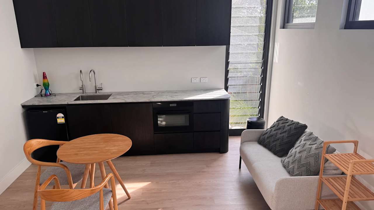 Furnished room studio flat for rent