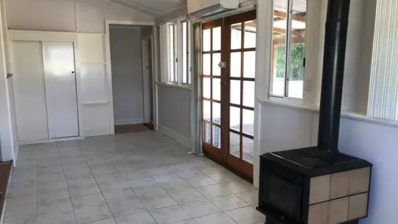 Whole property with 4 rooms for rent