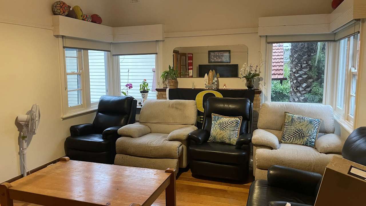 Unfurnished room in a share house