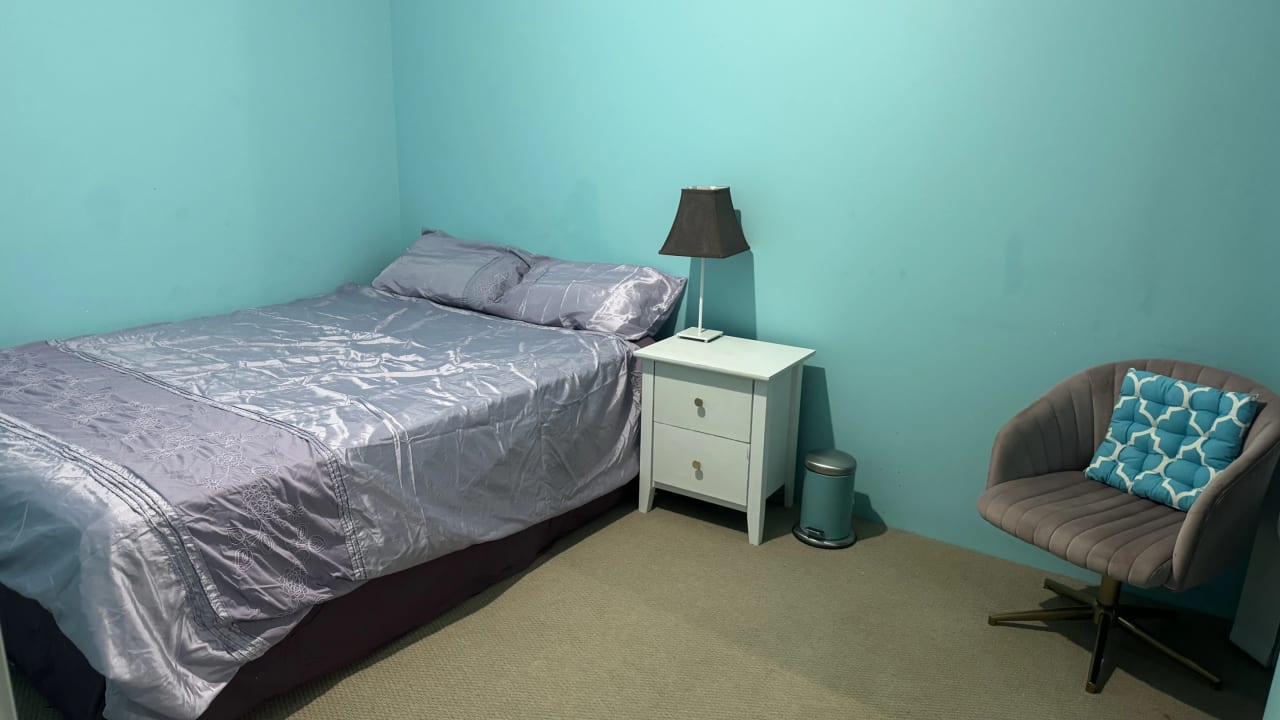 Furnished room with own bathroom