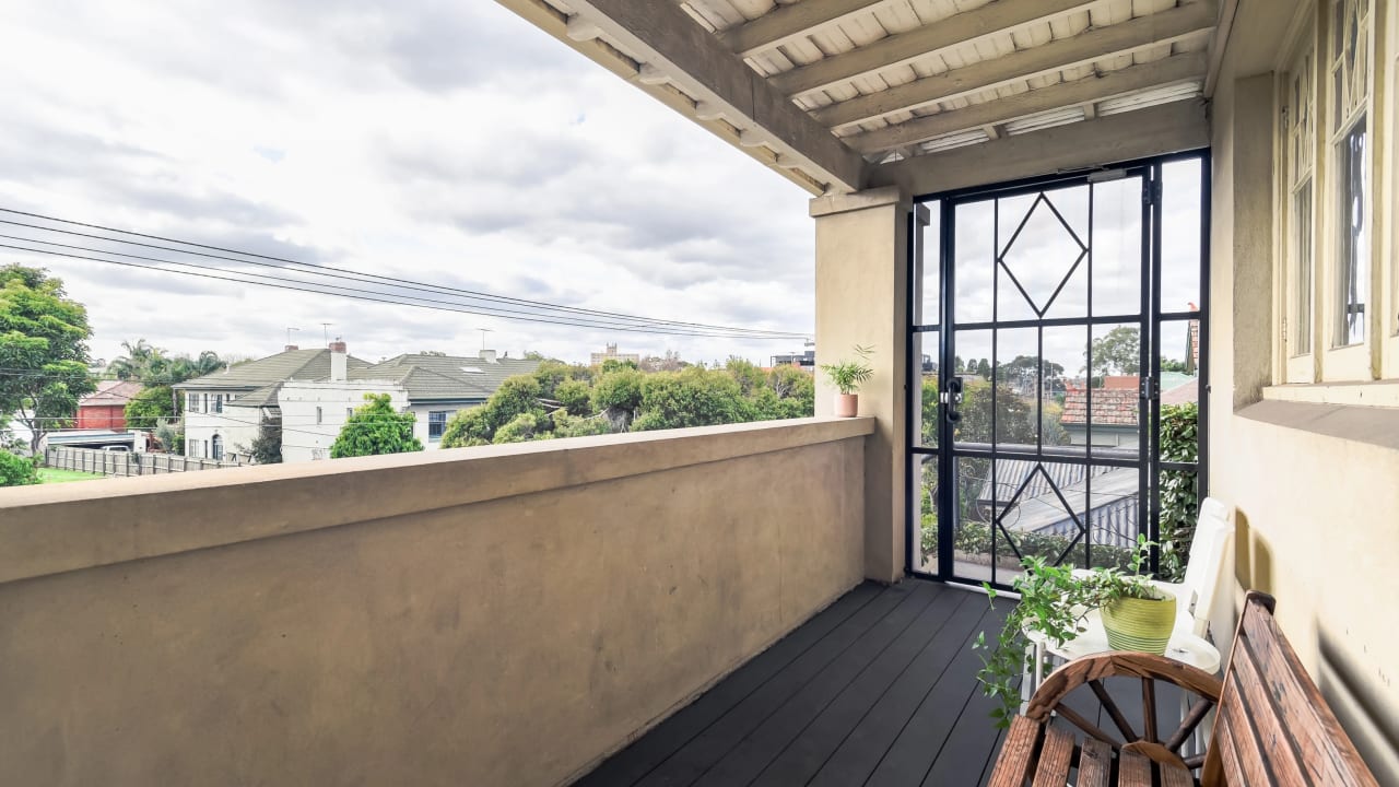Whole property with 3 rooms for rent