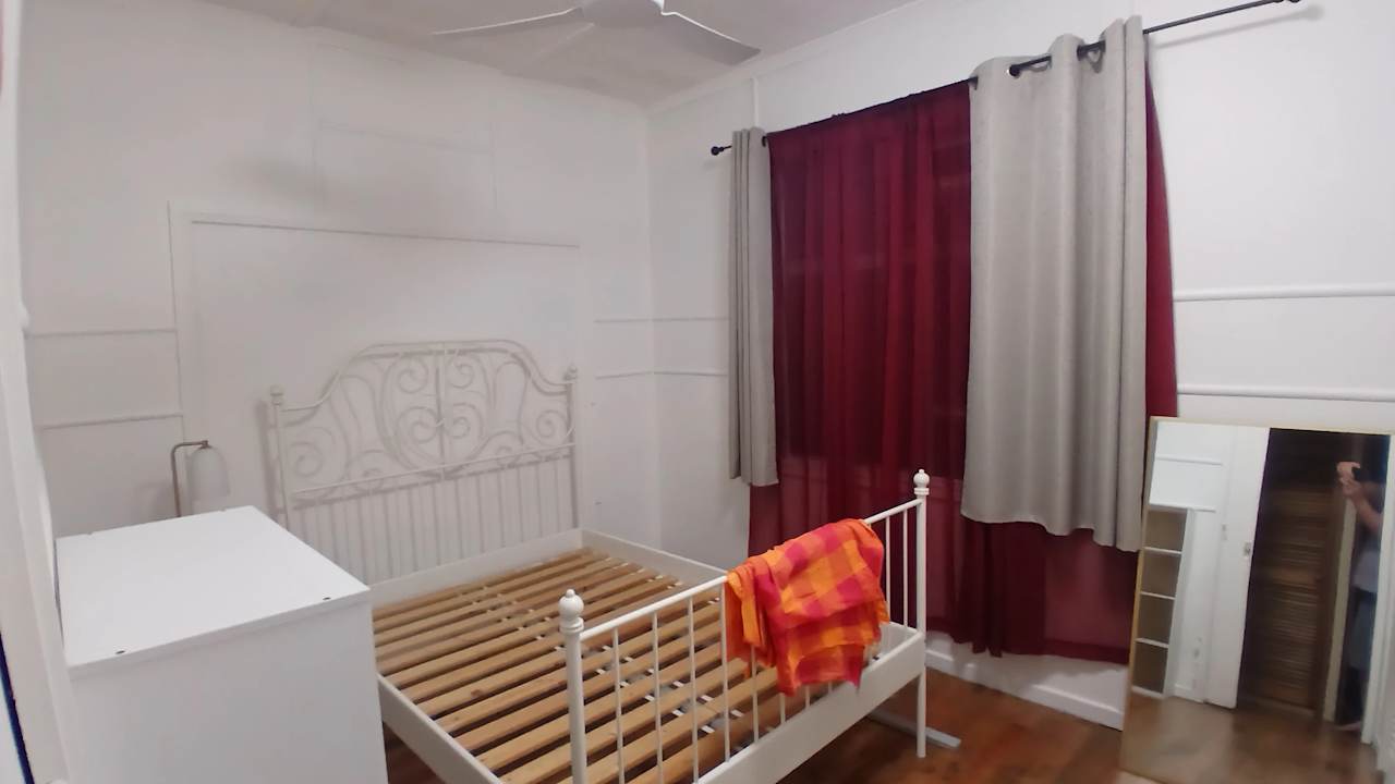 Unfurnished room in a share house