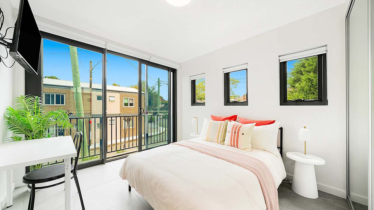 Room studio flat for rent