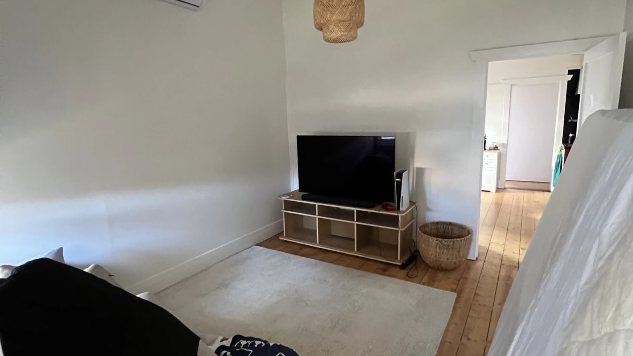 Unfurnished room in a share house