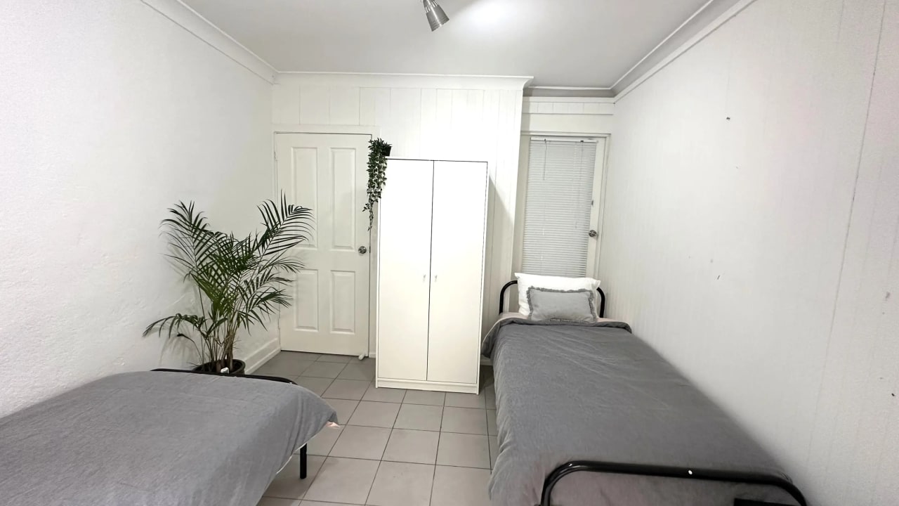 Furnished room in a share house