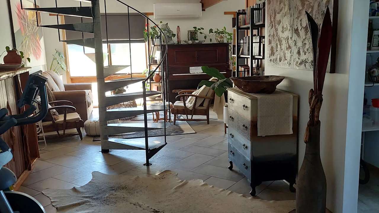 Room in a share house