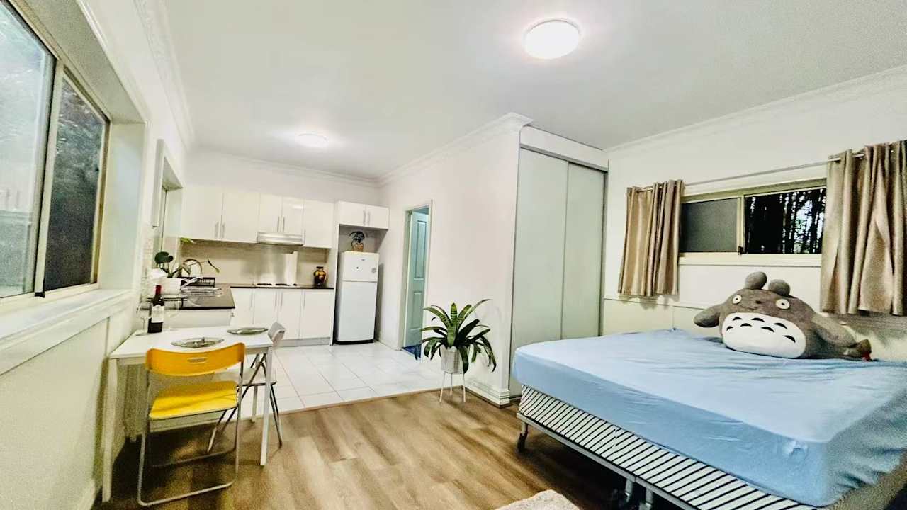 Furnished room granny flat for rent