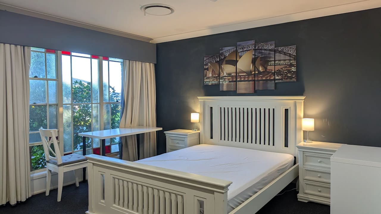 Furnished room in a share house