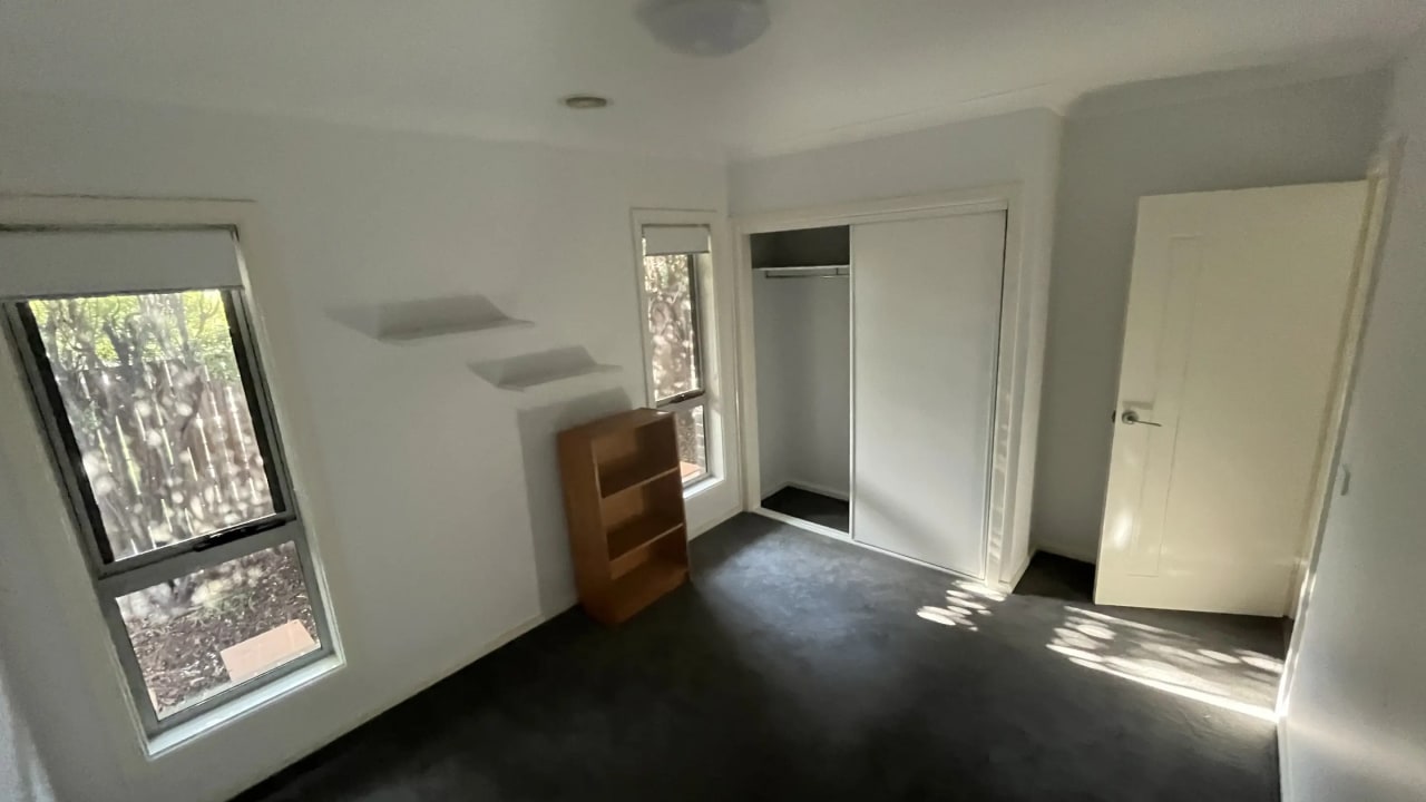 Unfurnished room in a share house