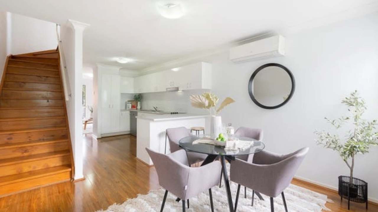 Furnished room with own bathroom