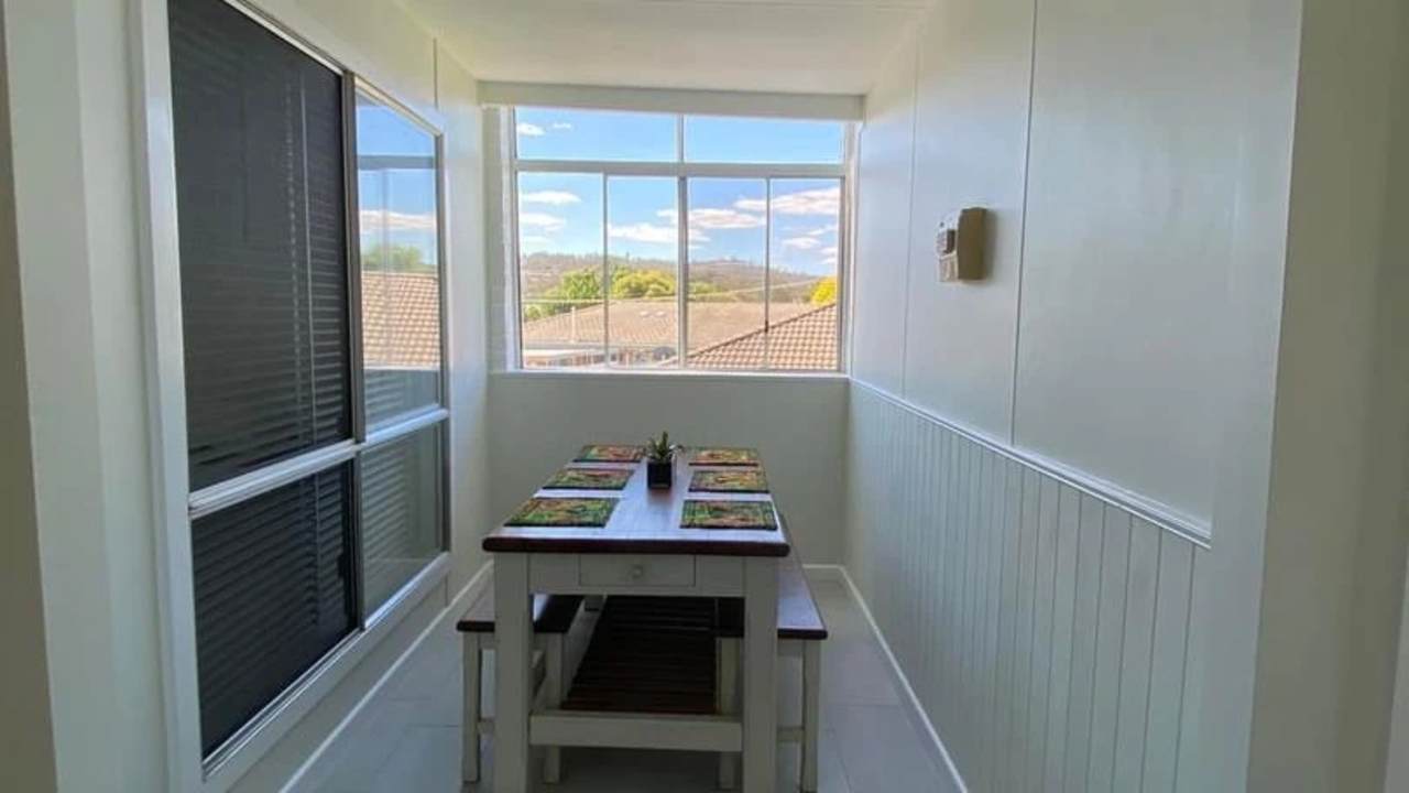 Room in a share house