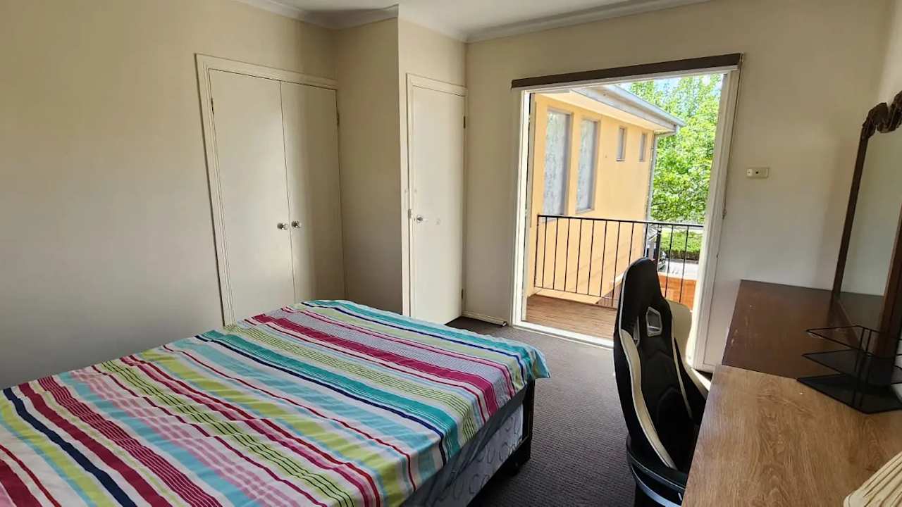 Furnished room in a share house