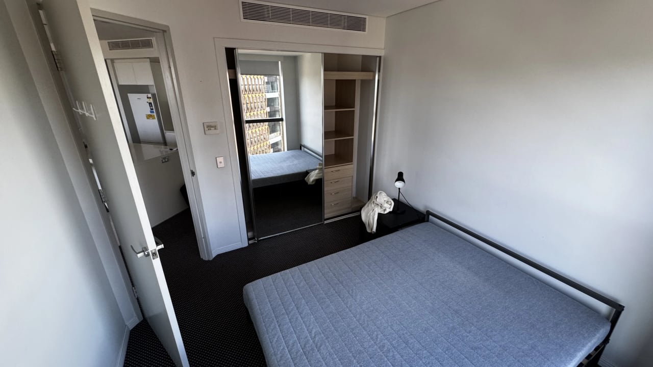 Furnished room with own bathroom