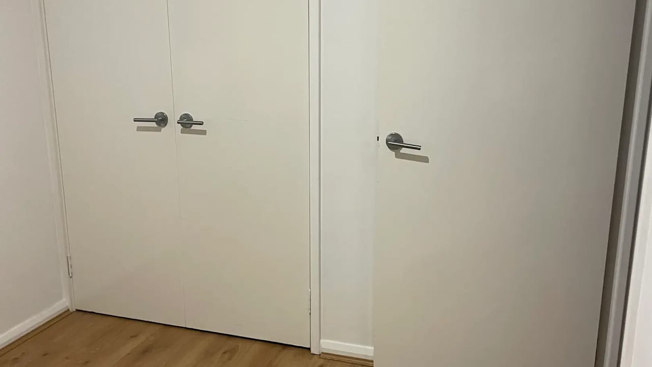 Unfurnished room in a share house