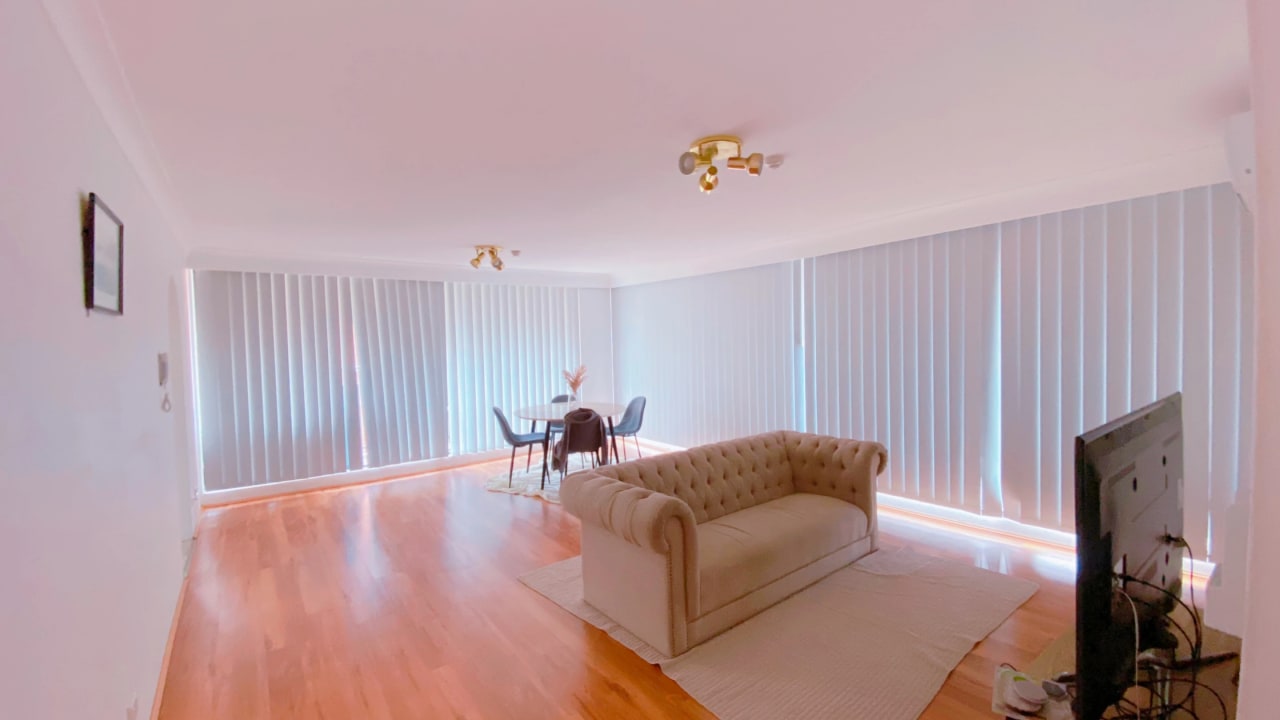 Furnished room in a flatshare