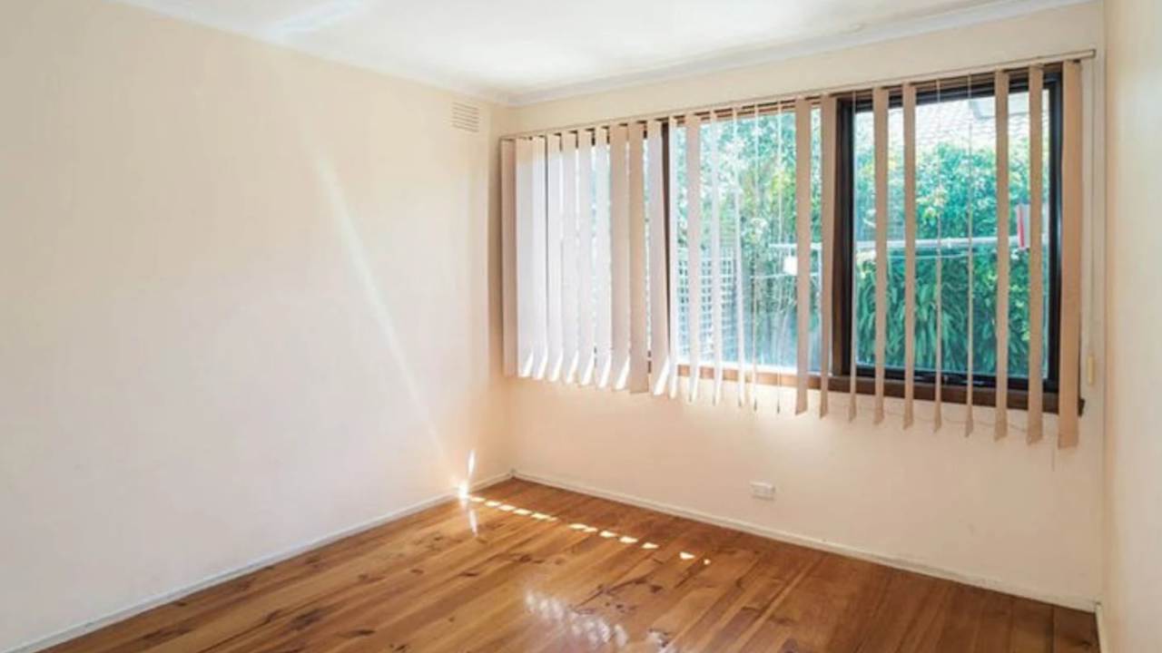Whole property with 3 rooms for rent