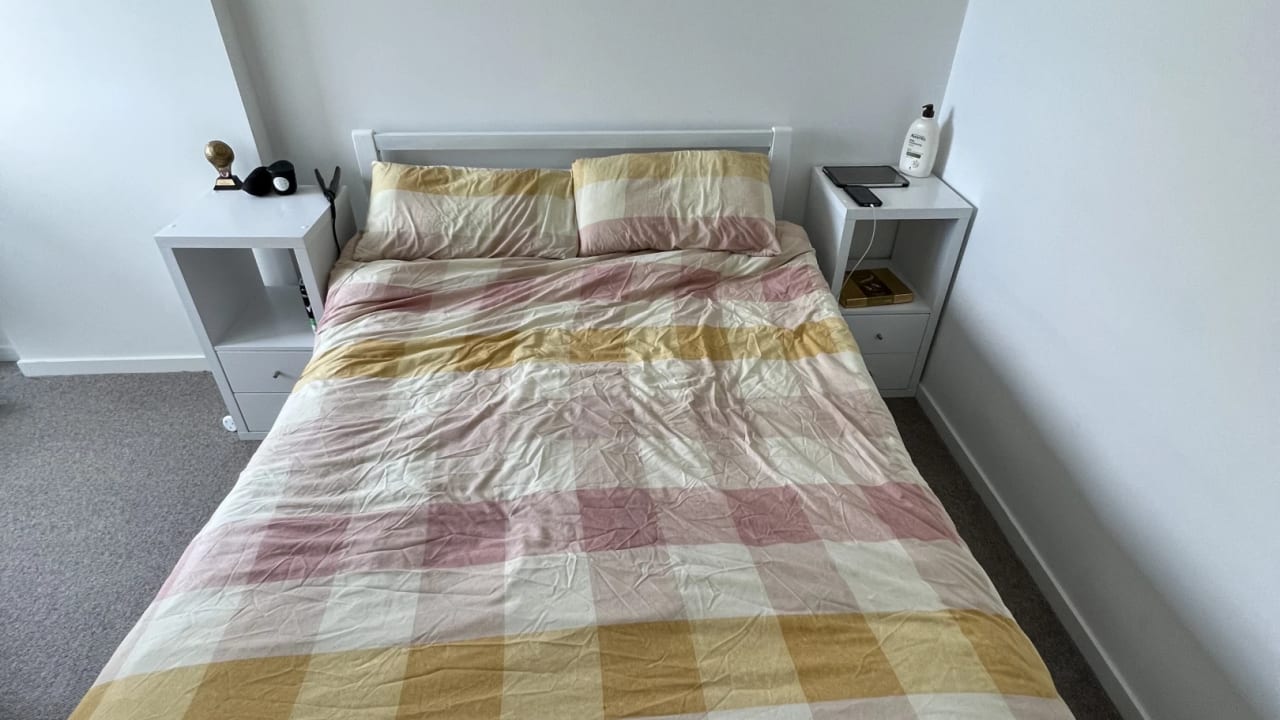 Whole property with 2 rooms for rent