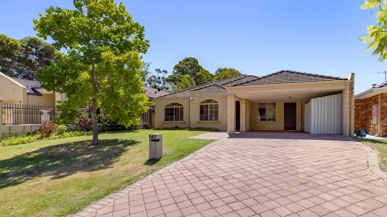 Whole property with 4 rooms for rent