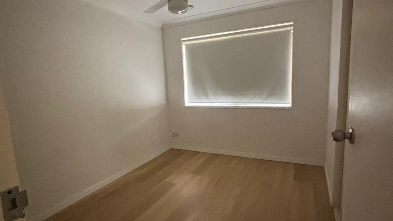 Unfurnished room in a flatshare