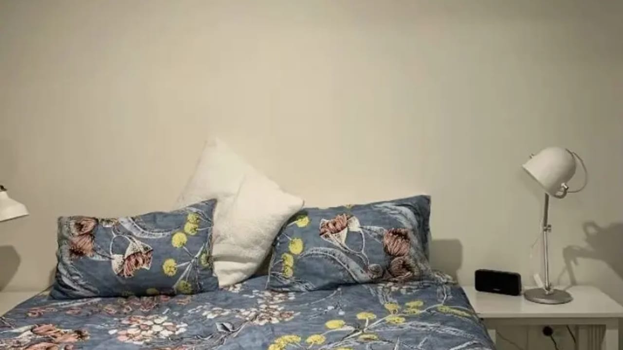 Furnished room with own bathroom