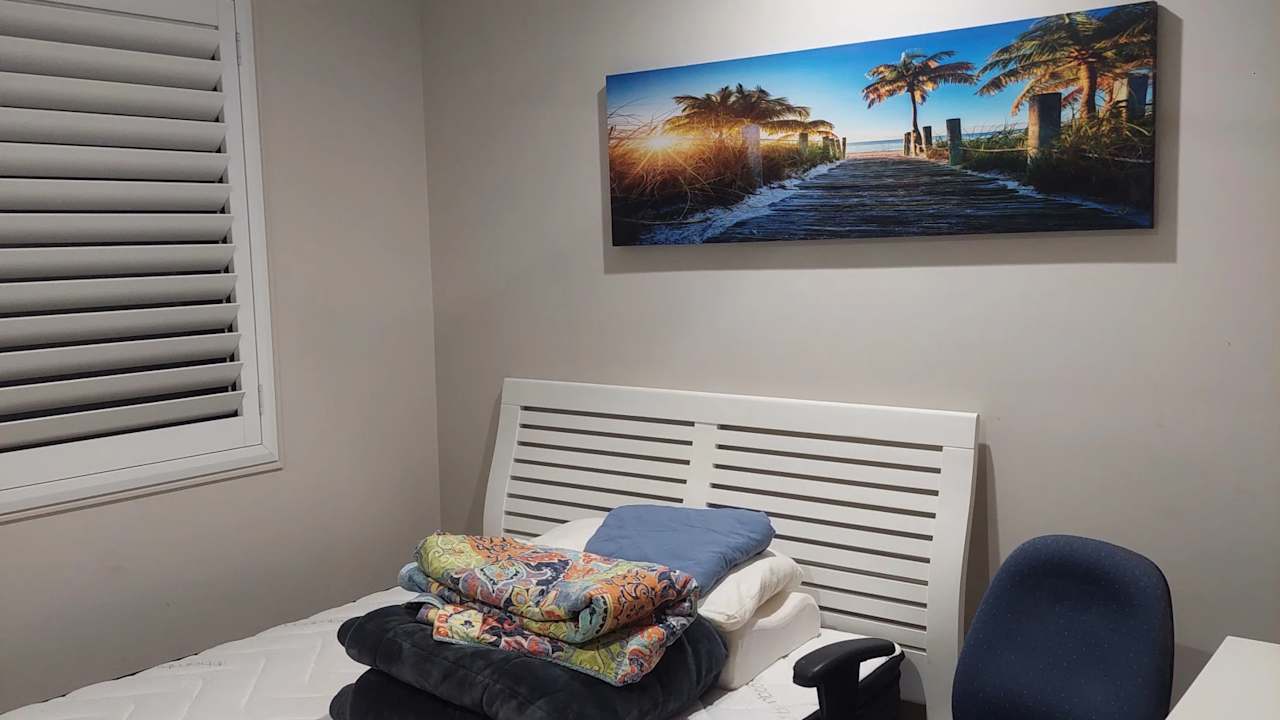 Furnished room in a share house