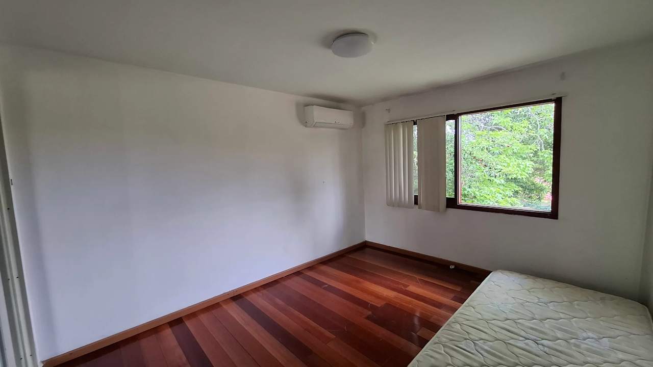 Whole property with 2 rooms for rent