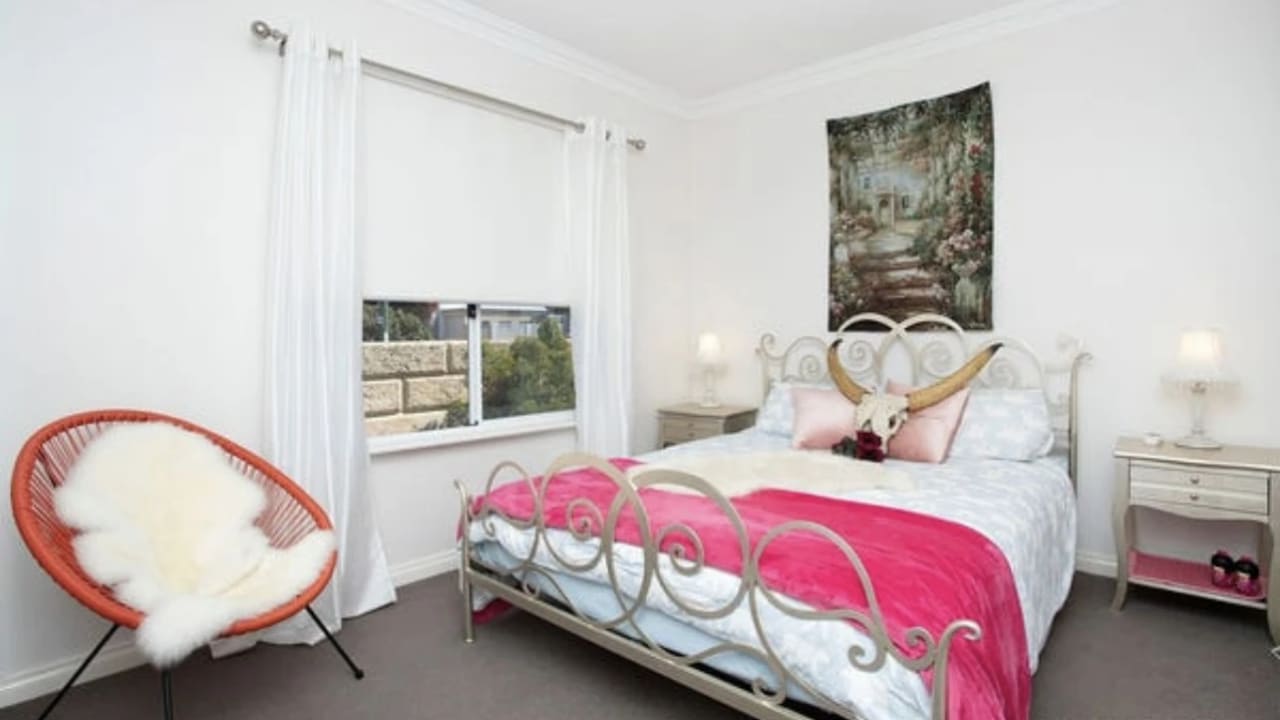 Unfurnished room with own bathroom