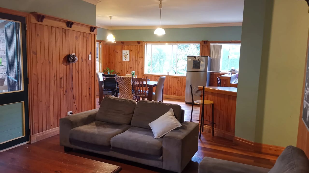Furnished room in a share house