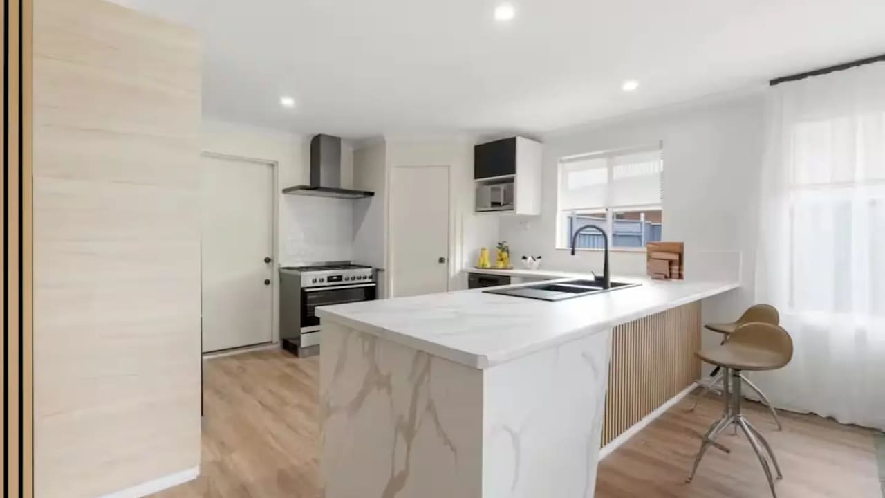 Whole property with 2 rooms for rent