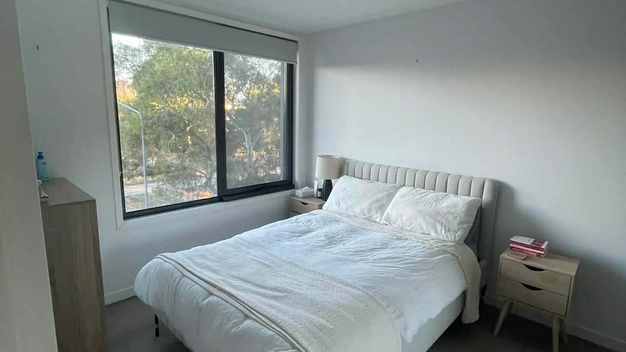 Unfurnished room with own bathroom