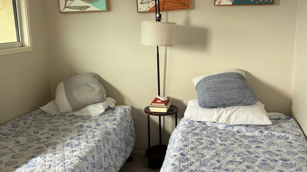 Furnished room in a share house