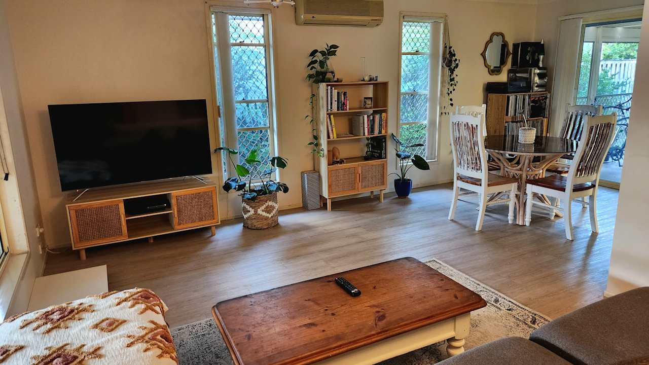 Unfurnished room in a share house