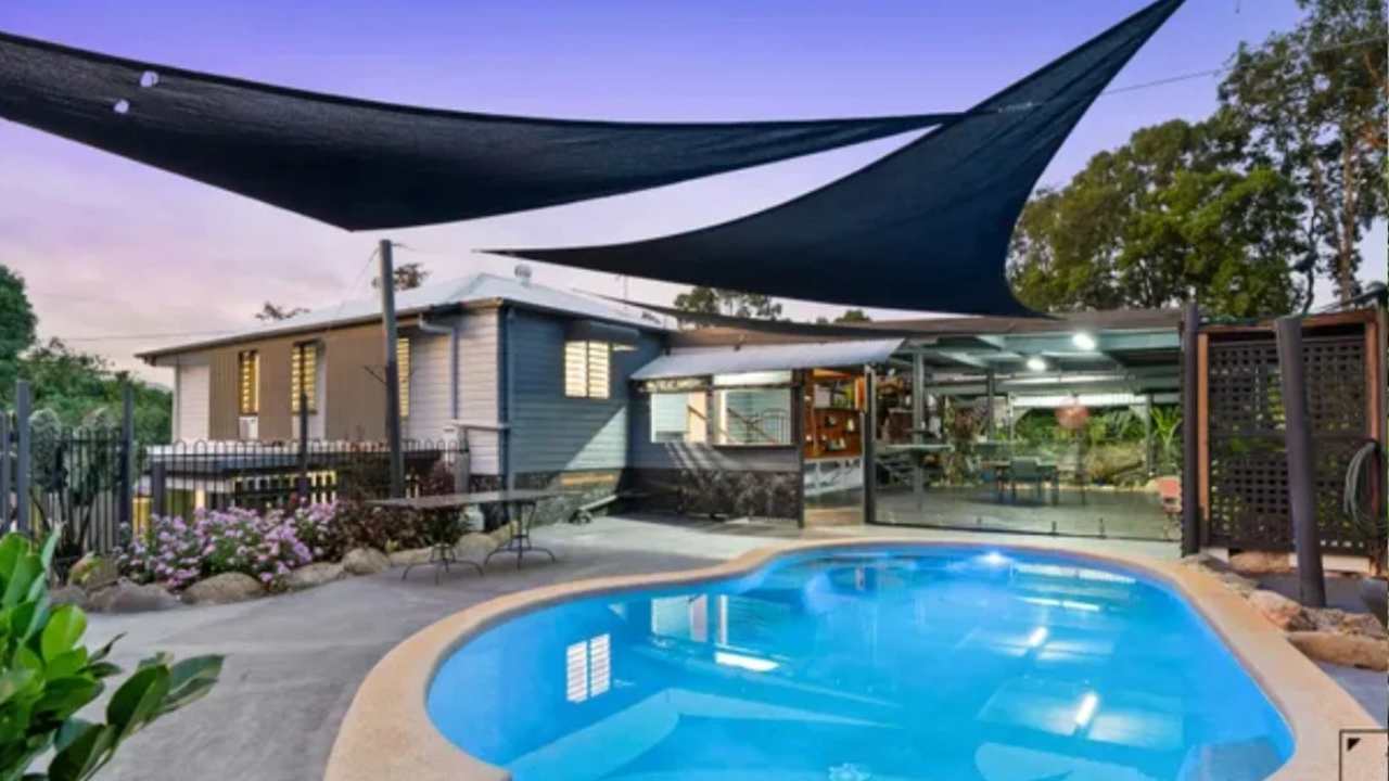 Whole property with 5 rooms for rent