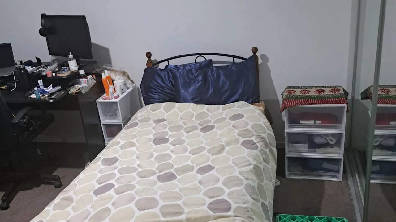 Furnished room with ensuite in a share house