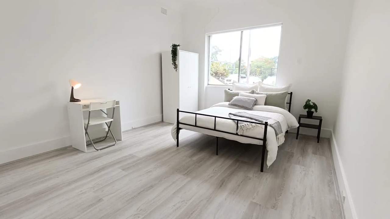Furnished room in a share house