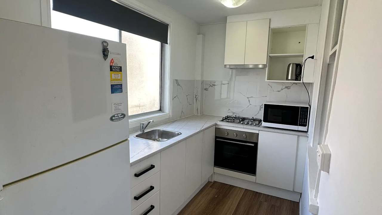 Whole property with 4 rooms for rent