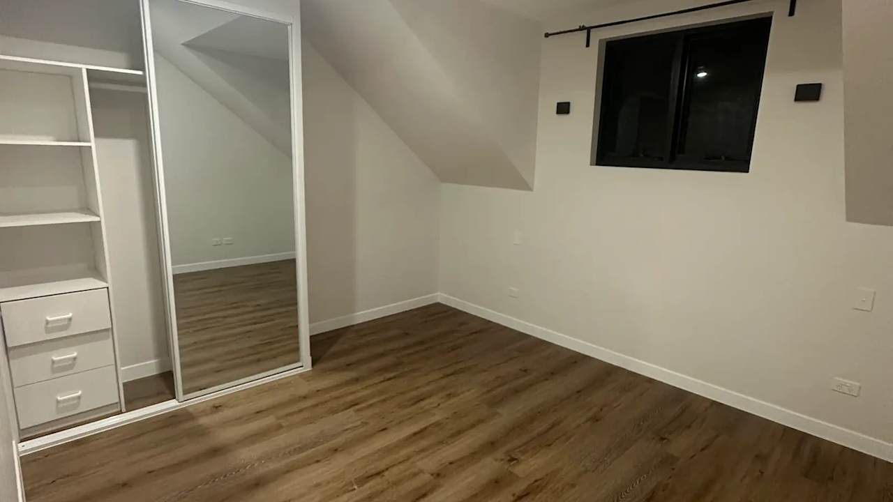 Room with ensuite in a share house