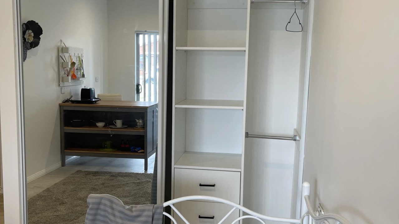 Furnished room studio flat for rent
