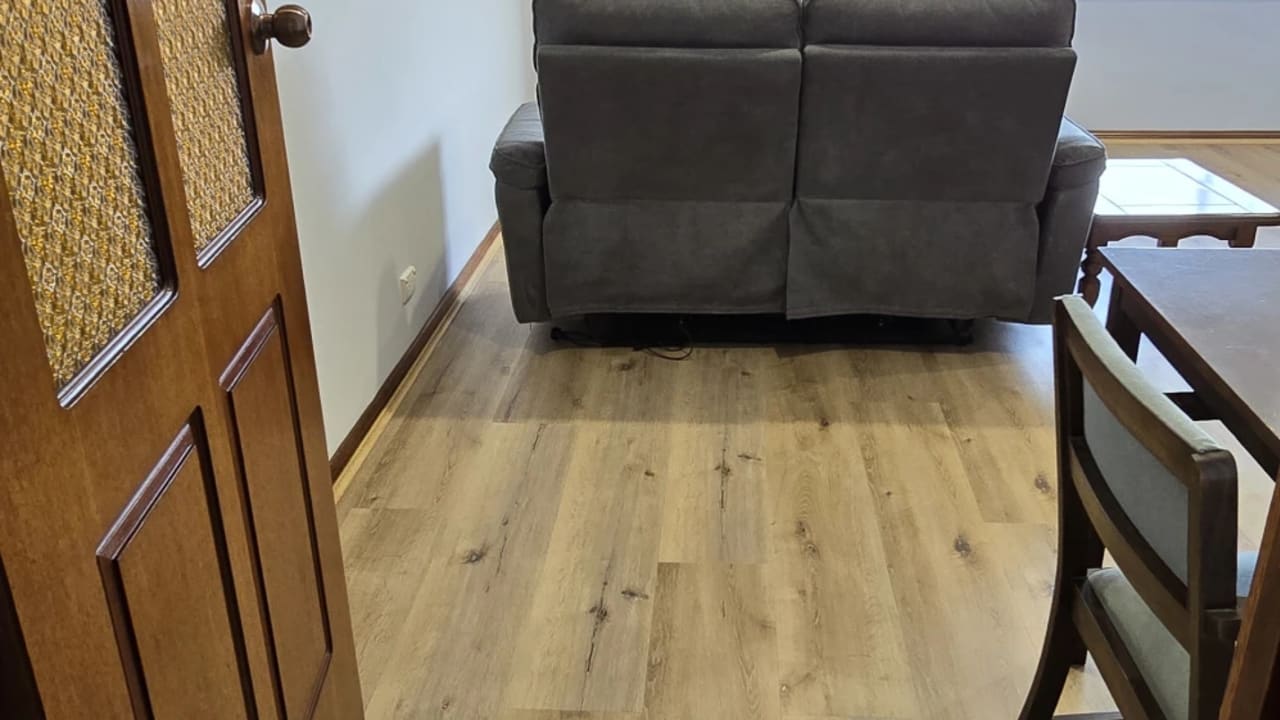 Furnished room studio flat for rent