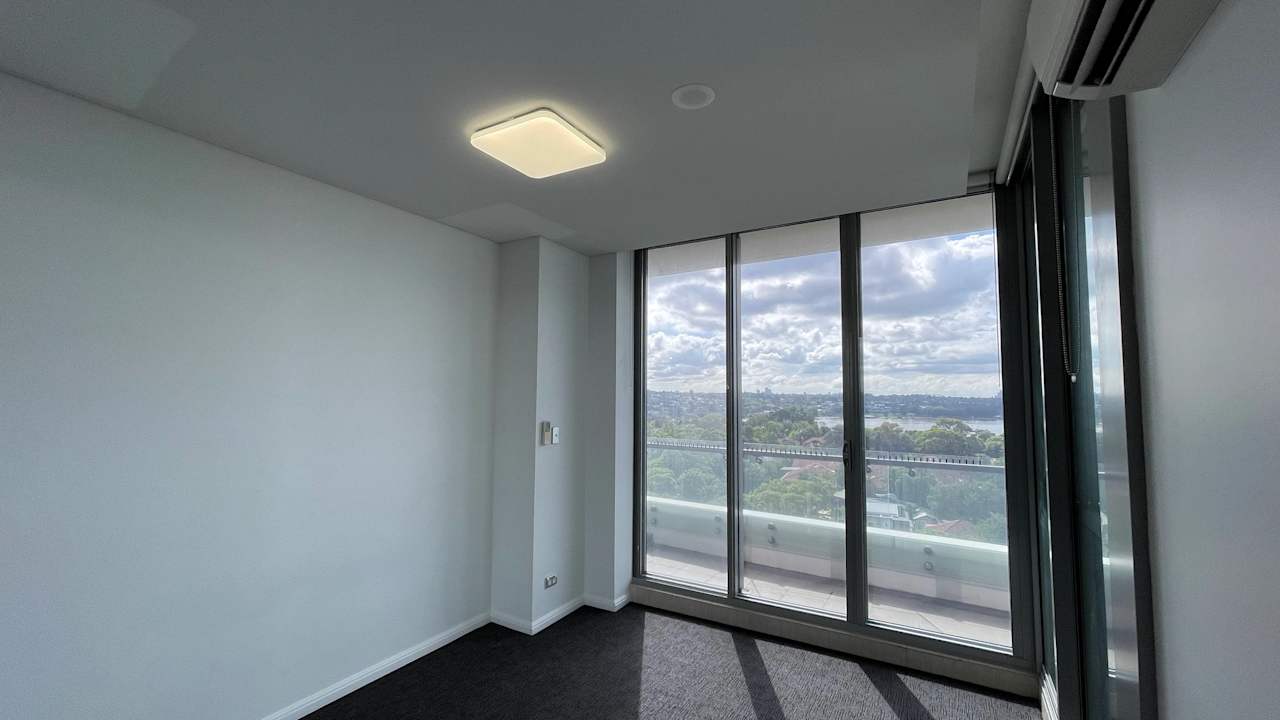 Whole property with 2 rooms for rent