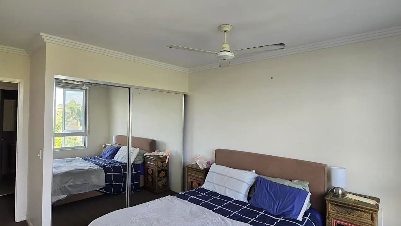 Unfurnished room with own bathroom
