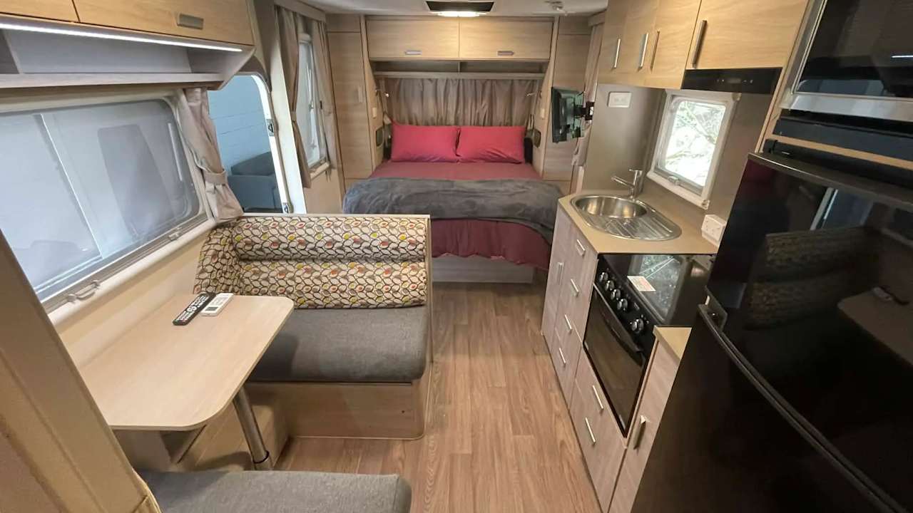 Furnished room granny flat for rent