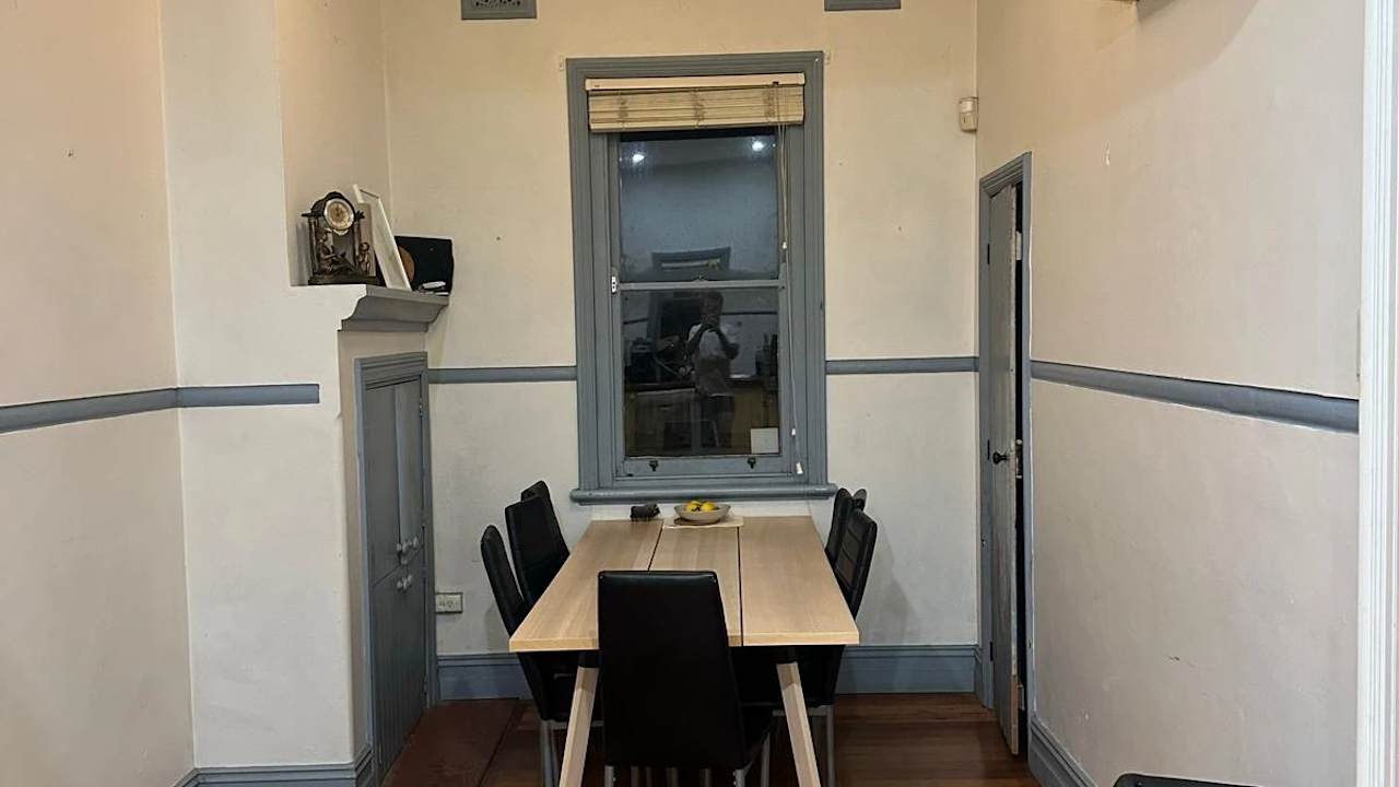 Unfurnished room in a share house