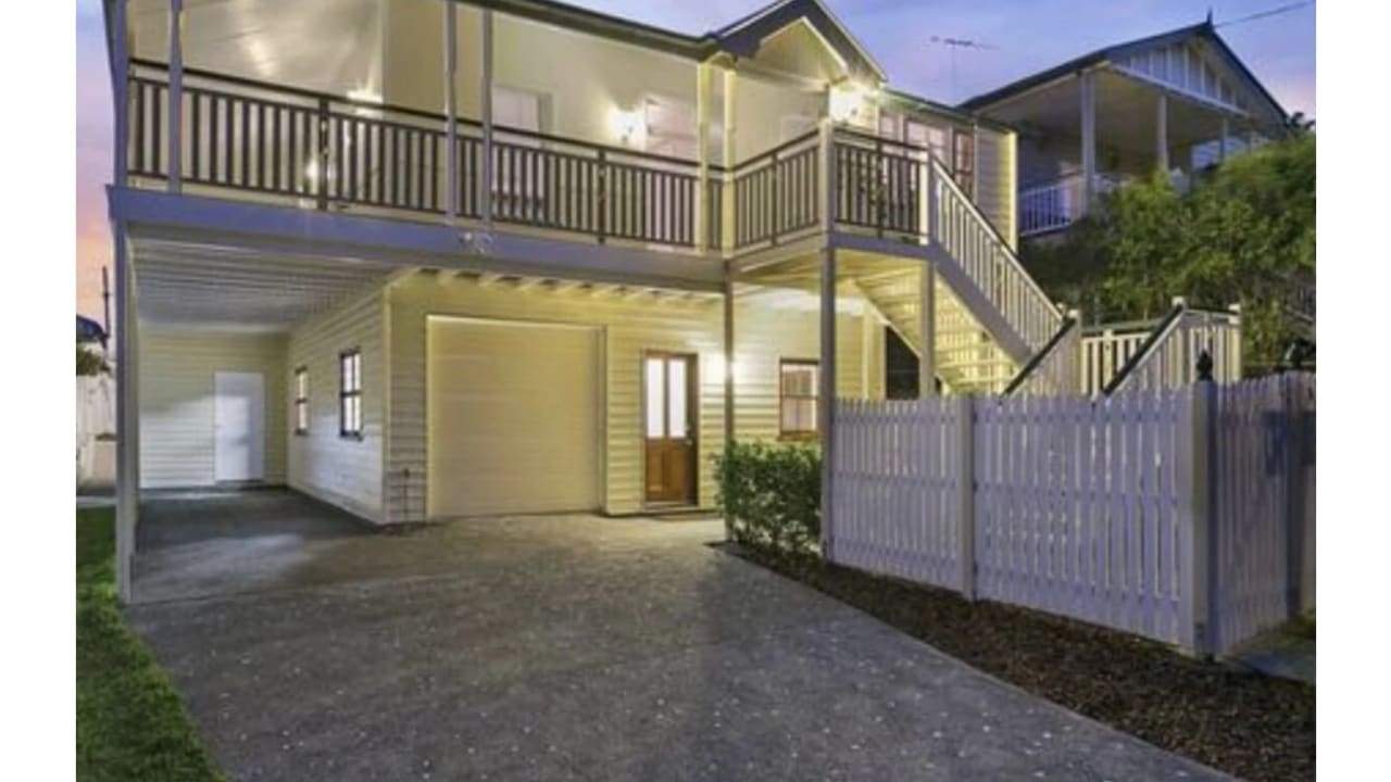 Whole property with 2 rooms for rent