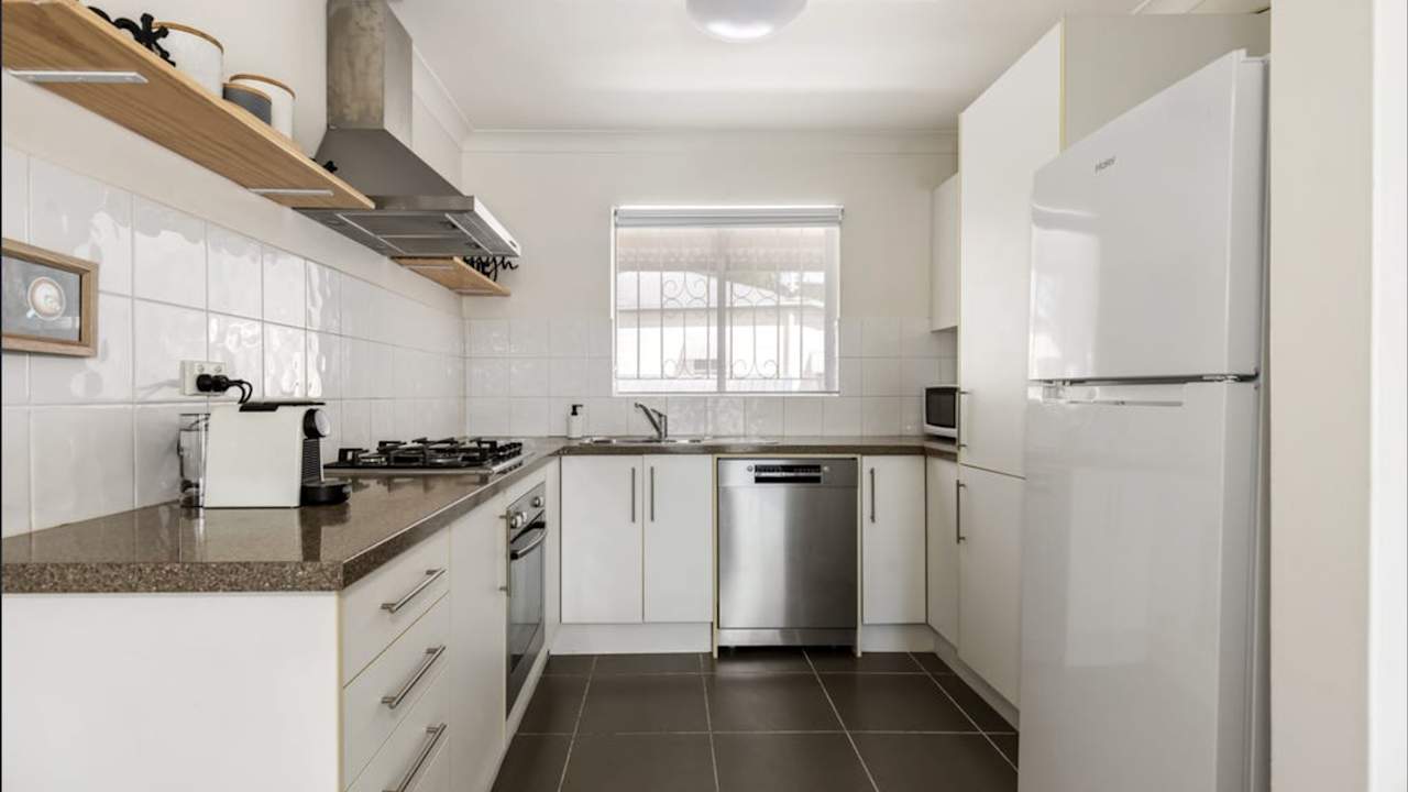 Unfurnished room in a flatshare