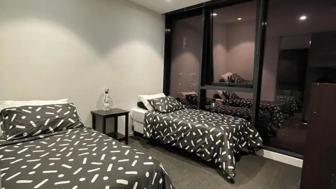 Furnished room with own bathroom