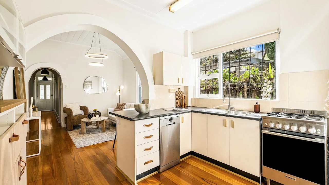 Unfurnished room in a share house
