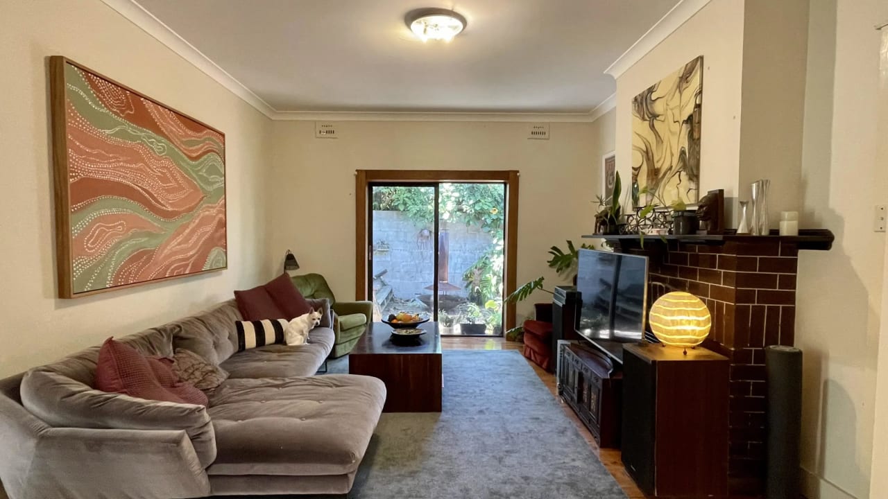 Unfurnished room in a share house